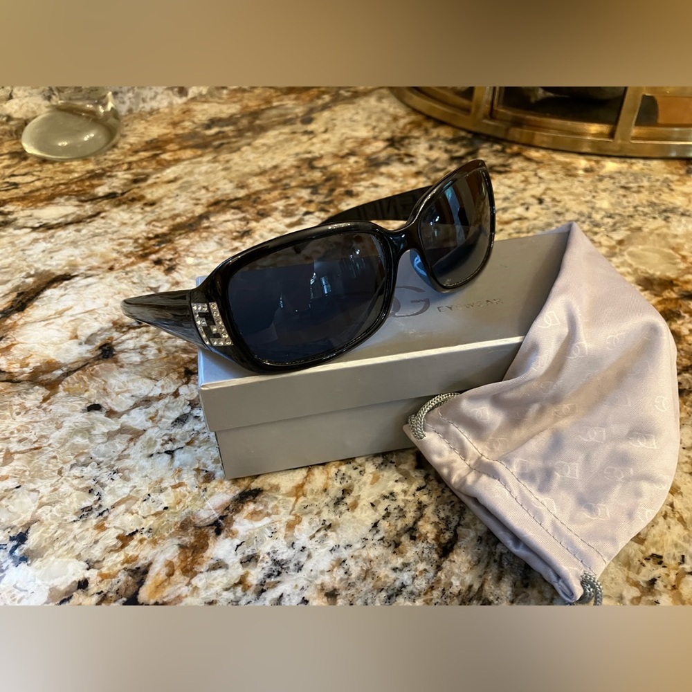 Fendi Black Aviator Sunglasses Crystal Logo